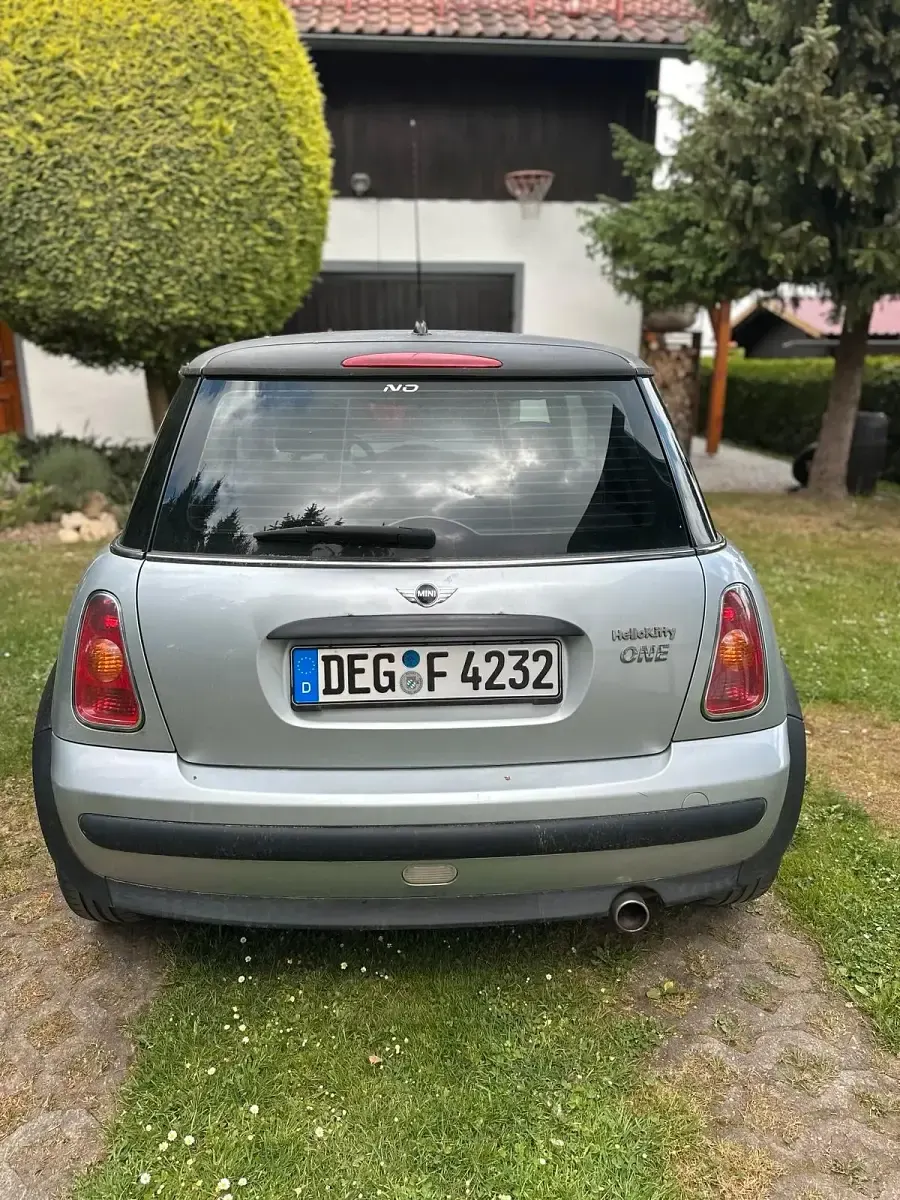 Gebraucht Mini ONE 90 PS (66 kW) 2004 Grau Kleinwagen