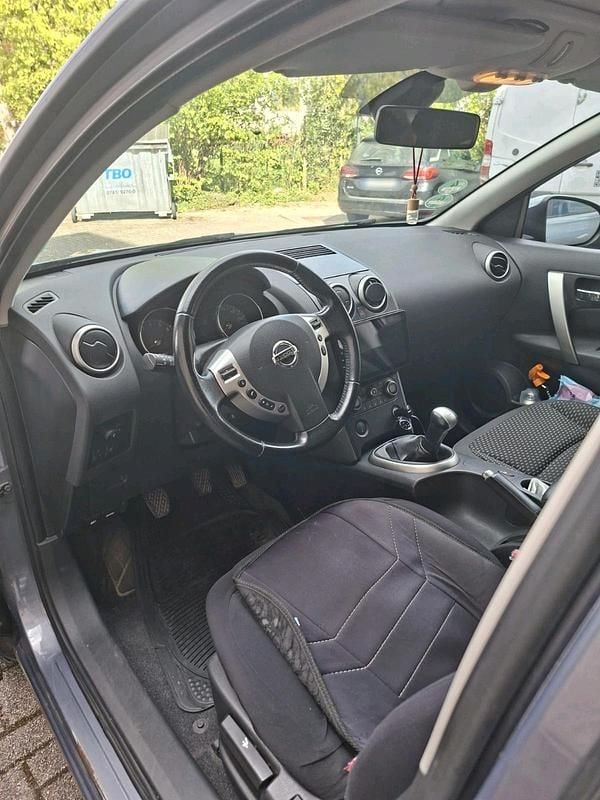Gebraucht Nissan Qashqai 114 PS (83 kW) 2009 Grau SUV