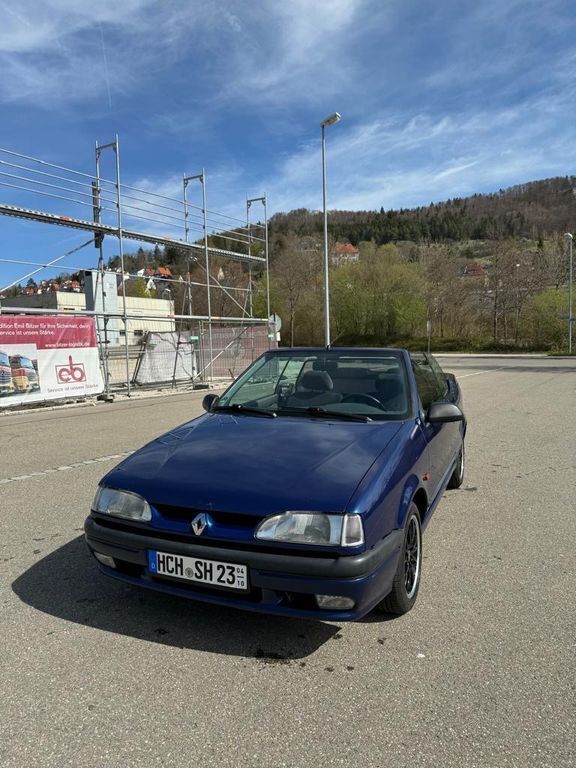 Blau Gebraucht 1995 Renault 19 Cabrio | 2.000 € - Bild 1/4