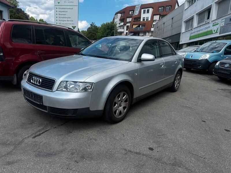 Silber Gebraucht 2002 Audi A4 Limousine | 1.490 € (Superpreis) - Bild 1/4