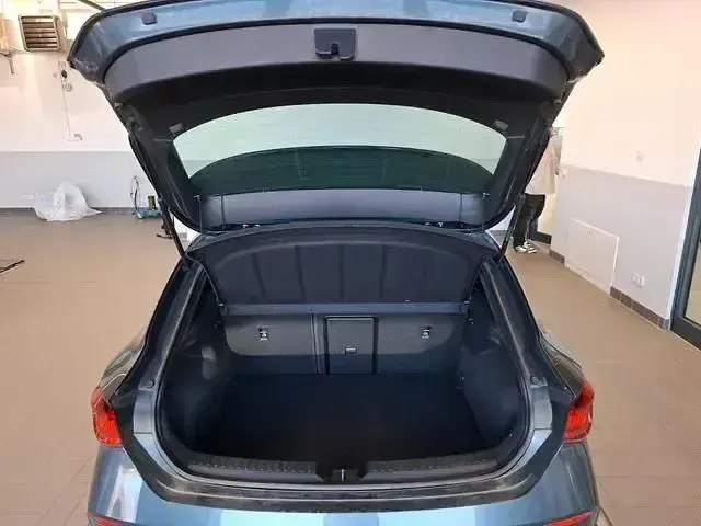 Gebraucht Cupra Leon VZ 300 PS (220 kW) 2024 "magnetic tech" Limousine