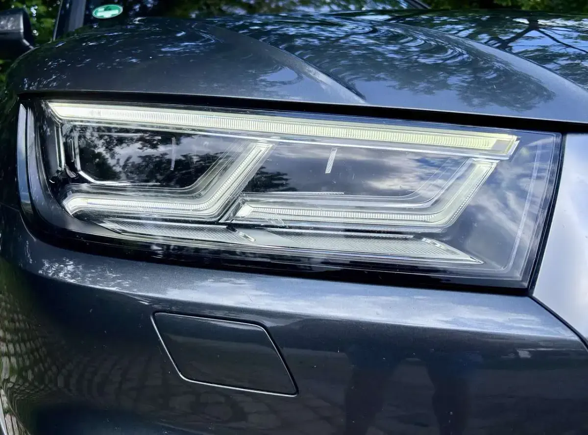Gebraucht Audi Q5 Sport 190 PS (139 kW) 2019 Grau SUV
