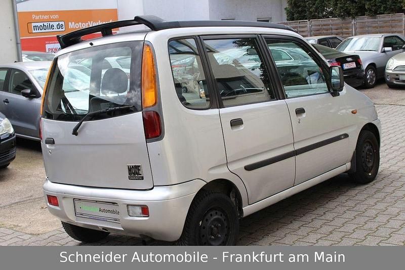 Gebraucht Daihatsu Move 56 PS (41 kW) 2000 Silber Van / Kleinbus