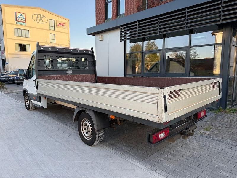 Second-hand Ford Transit 105 CP (77 kW) 2018 Alb