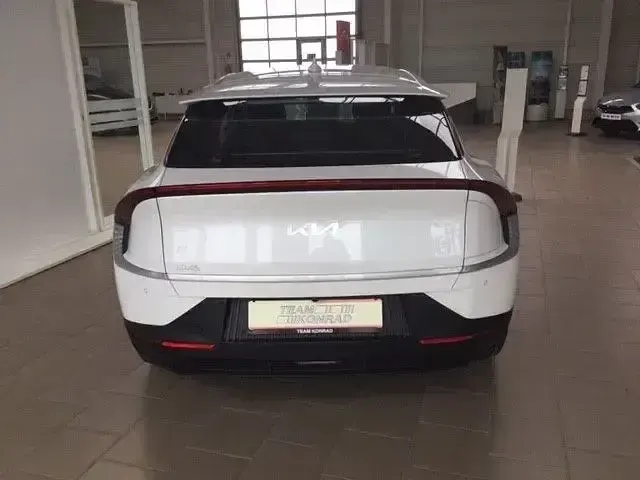 Gebraucht Kia EV6 125 kW (170 PS) 2023 Weiss SUV