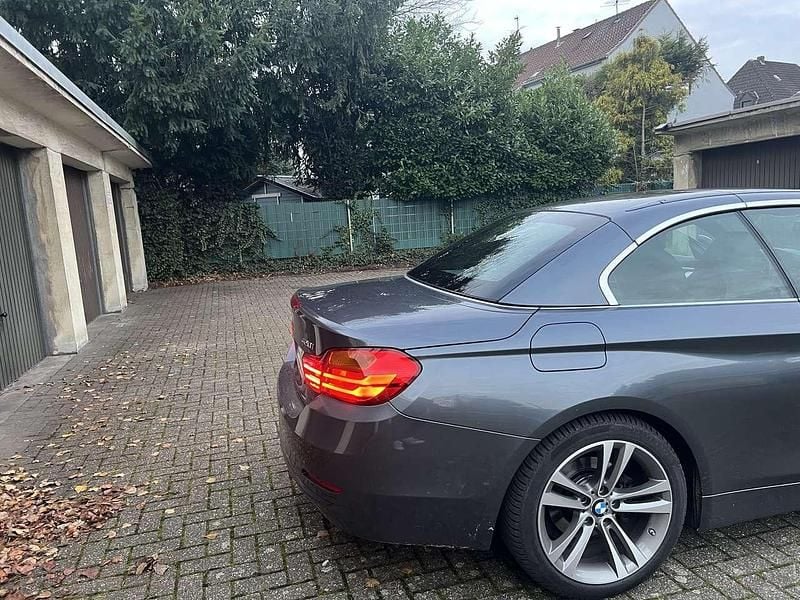Gebraucht BMW 420 Cabriolet Sport Line 184 PS (135 kW) 2015 Grau Cabrio
