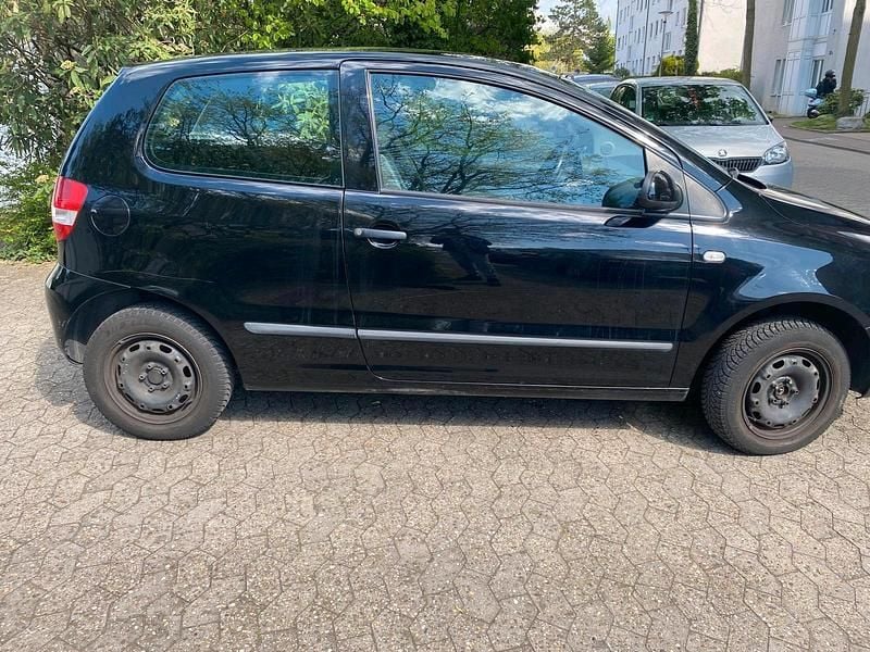 Usado VW Fox 54 HP (39 kW) 2005 Preto Citadino