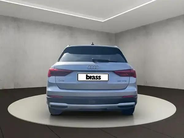 Gebraucht Audi Q3 Ambiente 150 PS (110 kW) 2022 Florettsilber metallic SUV