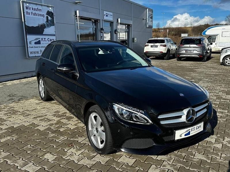 Gebraucht Mercedes C200 184 PS (135 kW) 2016 Schwarz Limousine