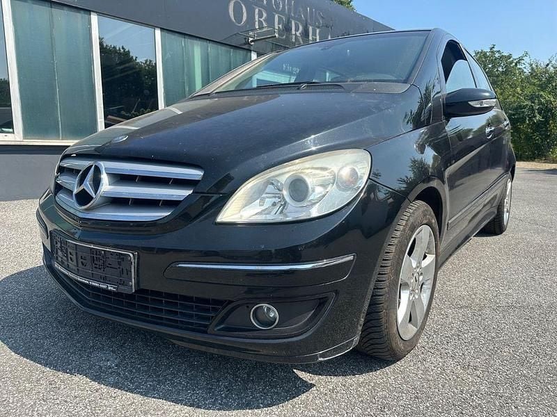 Schwarz Gebraucht 2007 Mercedes B200 Van / Kleinbus | 999 € - Bild 1/4