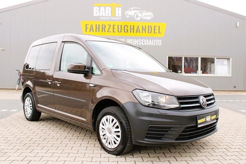 Gebraucht VW Caddy Trendline 102 PS (75 kW) 2016 Braun Van / Kleinbus