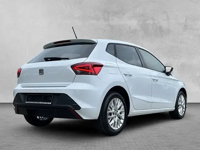 Neu Seat Ibiza Style 116 PS (85 kW) 2026 Weiss Kleinwagen