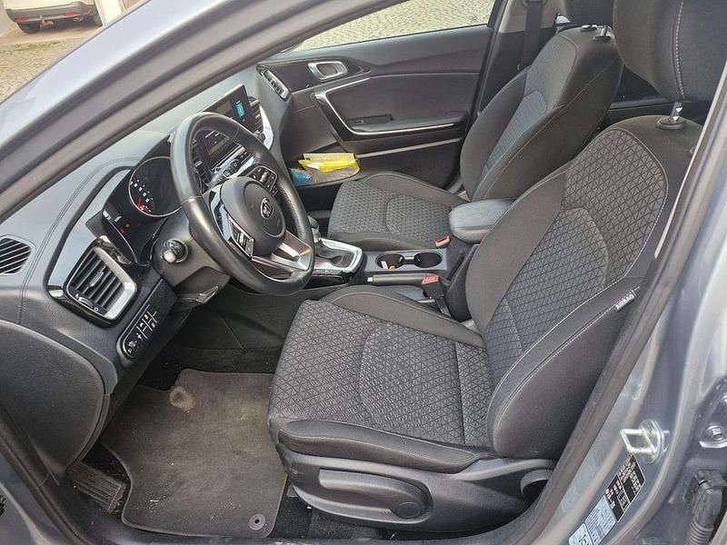 Gebraucht Kia Ceed Vision 136 PS (100 kW) 2021 Grau Kleinwagen