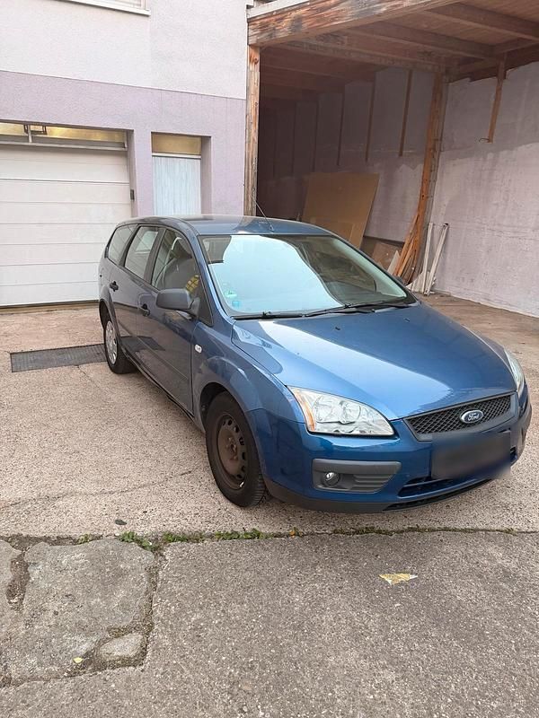 Second-hand Ford Focus 90 CP (66 kW) 2006 Albastru Break