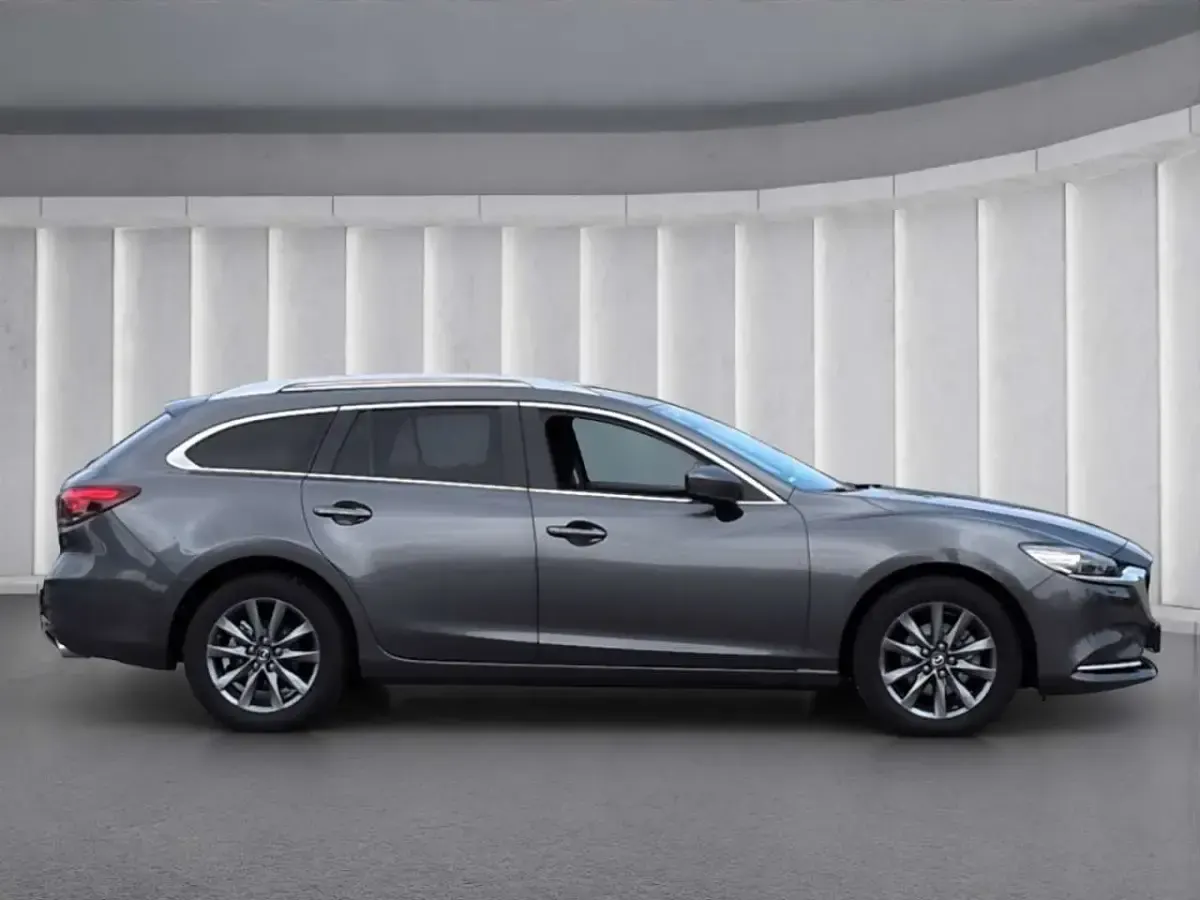 Gebraucht Mazda 6 Center-Line 165 PS (121 kW) 2024 Grau Kombi