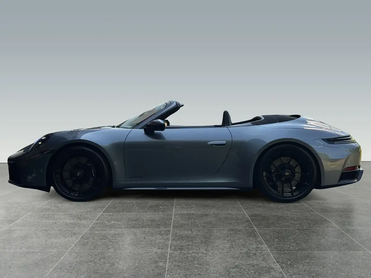 Neu Porsche 911 Carrera GTS 485 PS (356 kW) 2026 Grau Cabrio