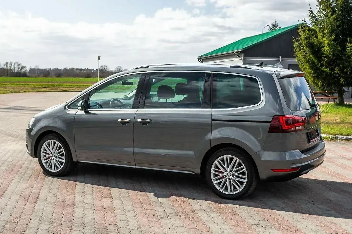 Gebraucht Seat Alhambra Crono Plus 184 PS (135 kW) 2015 Grau Van / Kleinbus