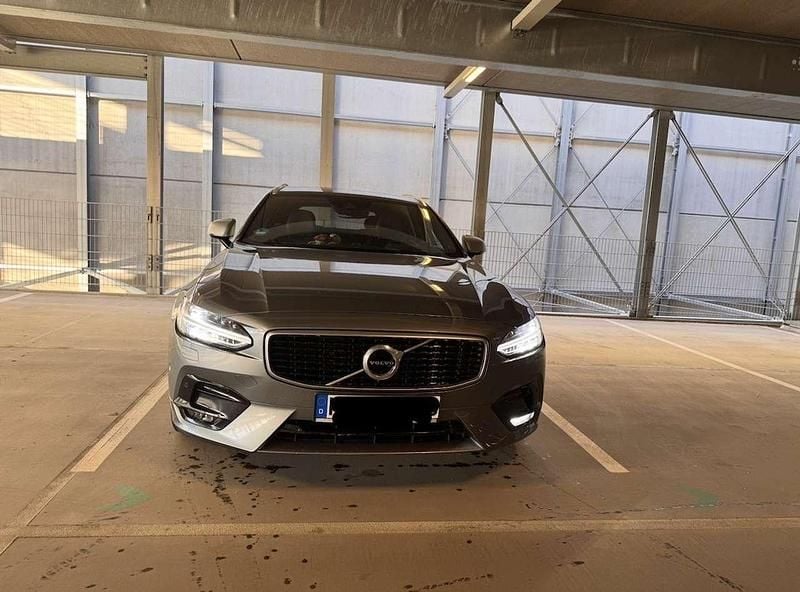 Gebraucht Volvo V90 R-Design 235 PS (172 kW) 2017 Grau Kombi