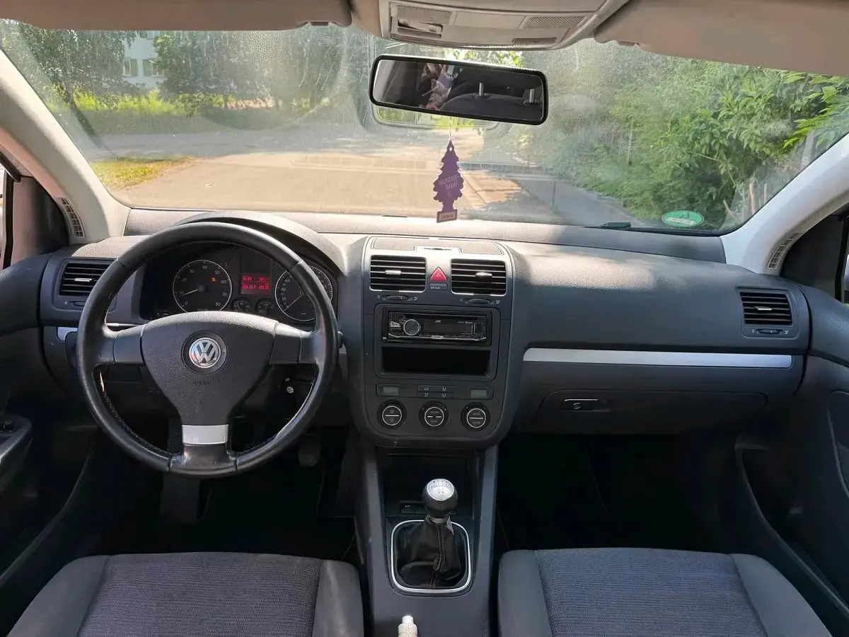 Gebraucht VW Golf V Edition 102 PS (75 kW) 2008 Silber Kleinwagen