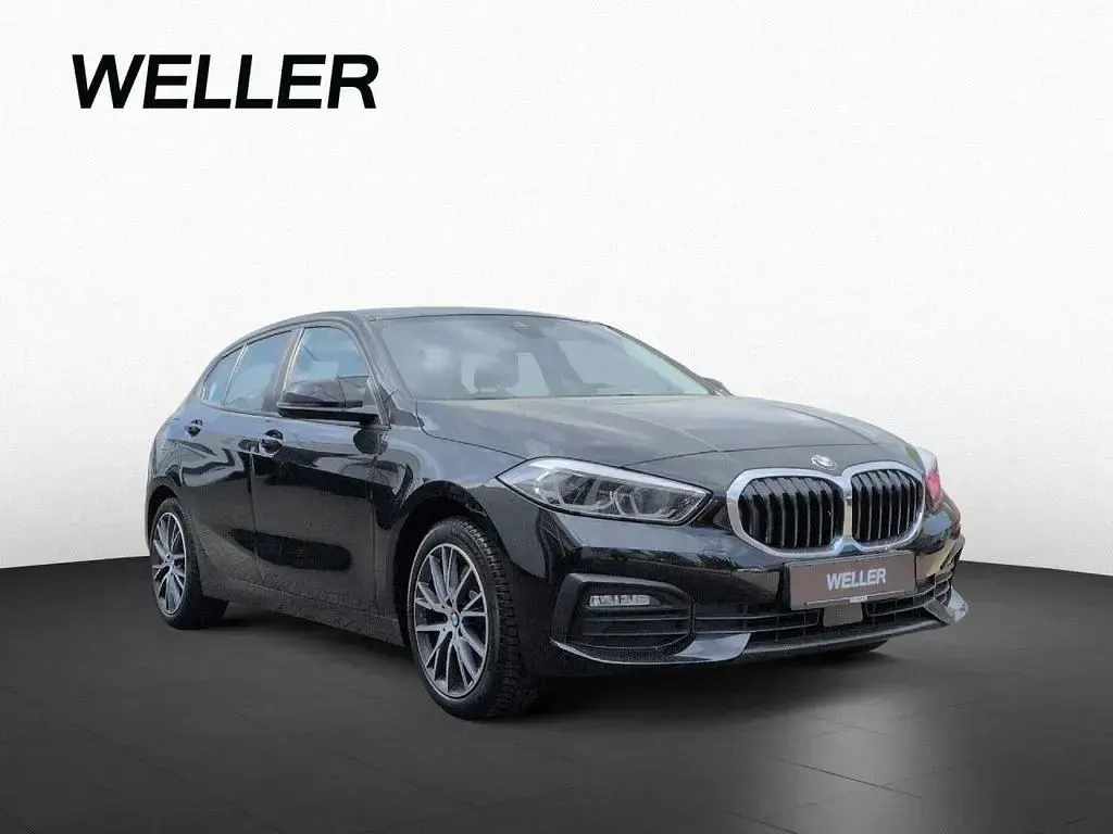 Gebraucht BMW 120 Advantage 190 PS (139 kW) 2022 Schwarz ii (schwarz) Kleinwagen