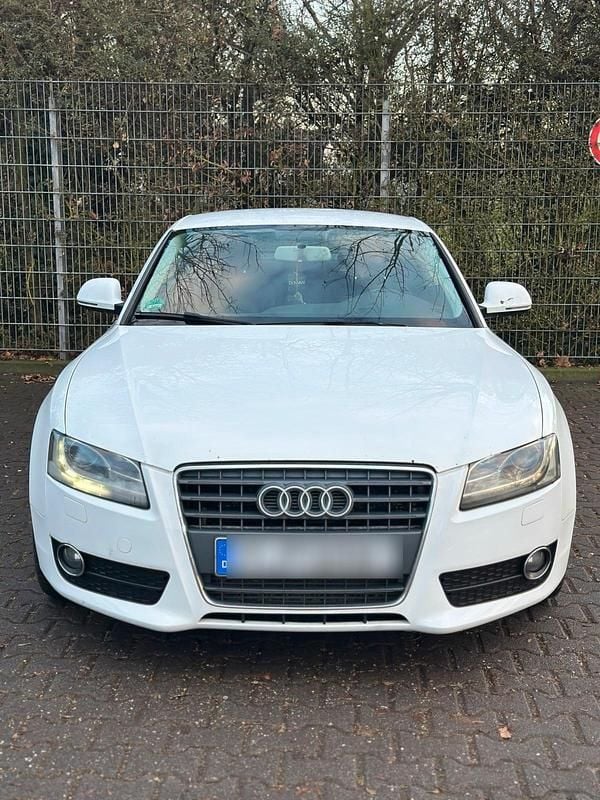 Weiß Gebraucht 2009 Audi A5 Coupé | 3.000 € (Superpreis) - Bild 1/4