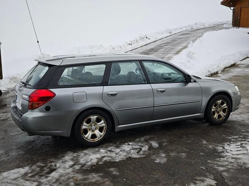 Gebraucht Subaru Legacy Comfort 165 PS (121 kW) 2006 Silber Kombi