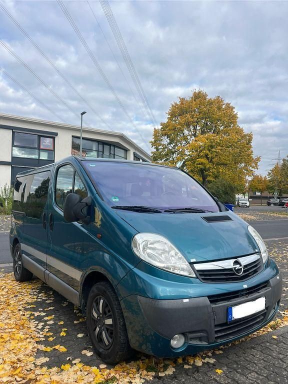 Gebraucht Opel Vivaro 114 PS (83 kW) 2010 Blau Van / Kleinbus