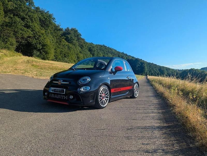 Schwarz Gebraucht 2017 Abarth 595C Cabrio | 12.900 € (Etwas zu teuer) - Bild 1/4