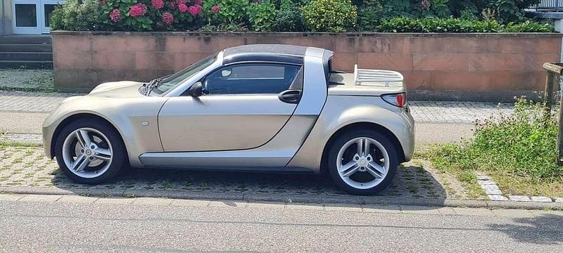 Bronze Gebraucht 2004 Smart Roadster Cabrio | 3.900 € (Fairer Preis) - Bild 1/4