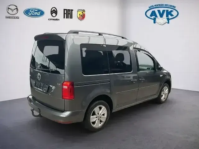 Gebraucht VW Caddy Comfortline 125 PS (91 kW) 2017 Grau Van / Kleinbus