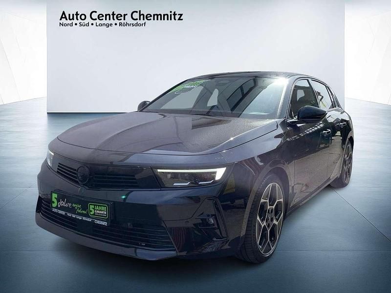 Gebraucht Opel Astra 131 PS (96 kW) 2023 Diamant schwarz Limousine