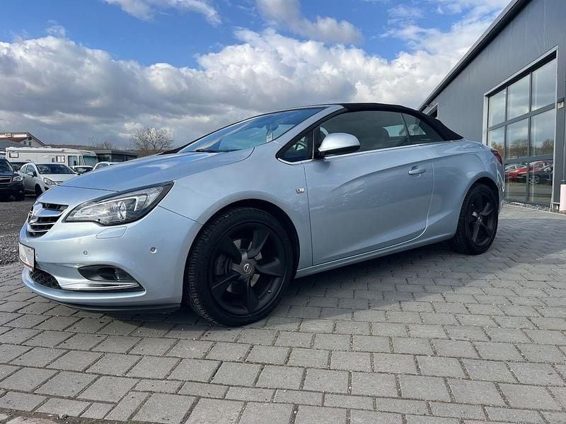 Gebraucht Opel Cascada Innovation 170 PS (125 kW) 2017 Grau Cabrio