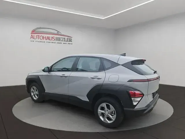 Gebraucht Hyundai Kona 120 PS (88 kW) 2024 Grau SUV