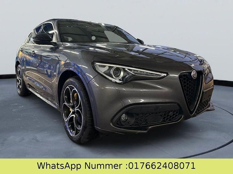 Grau Gebraucht 2021 Alfa Romeo Stelvio Veloce SUV | 20.900 € (Fairer Preis) - Bild 1/4