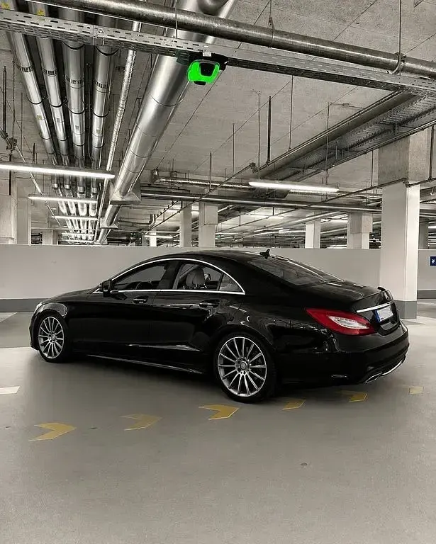 Gebraucht Mercedes CLS350 258 PS (189 kW) 2015 Schwarz Limousine