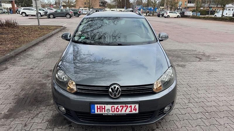 Gebraucht VW Golf VII Comfortline 105 PS (77 kW) 2012 Grau Kombi