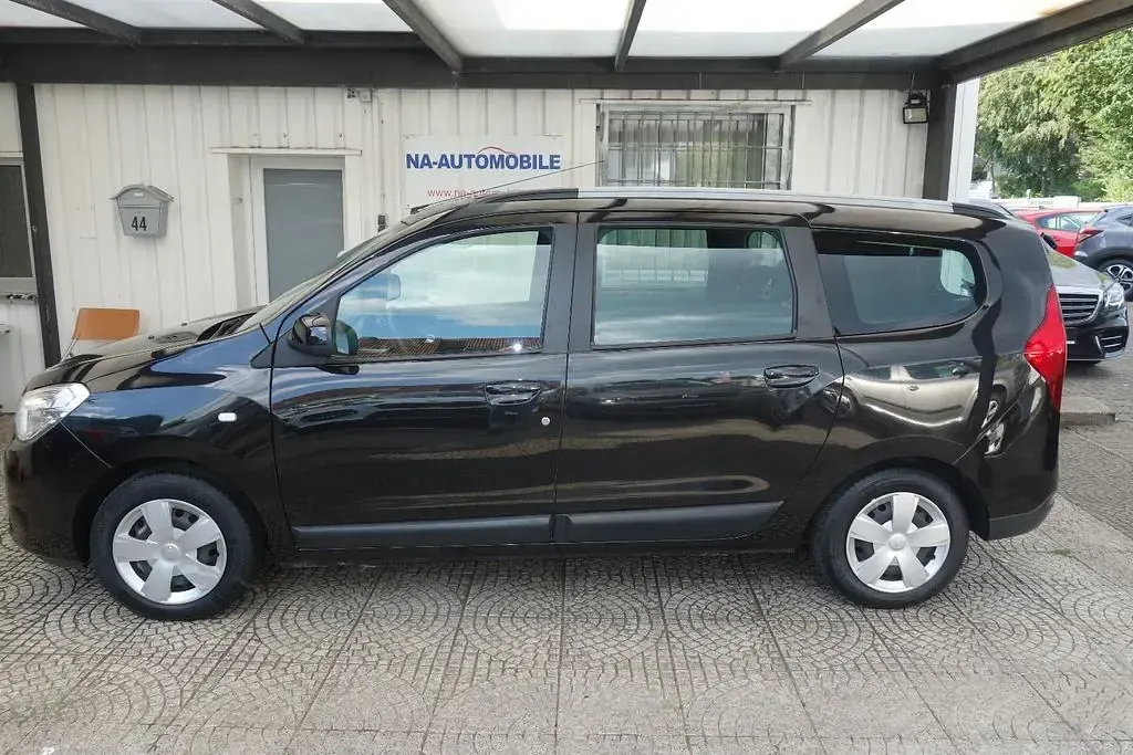 Gebraucht Dacia Lodgy Lauréate 102 PS (75 kW) 2017 Schwarz Van / Kleinbus