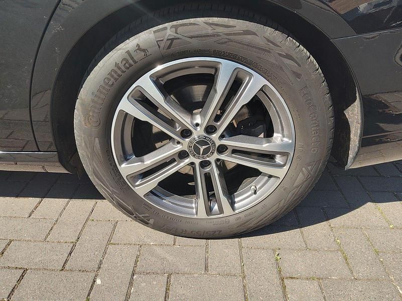 Gebraucht Mercedes E220 194 PS (142 kW) 2022 Schwarz Kombi
