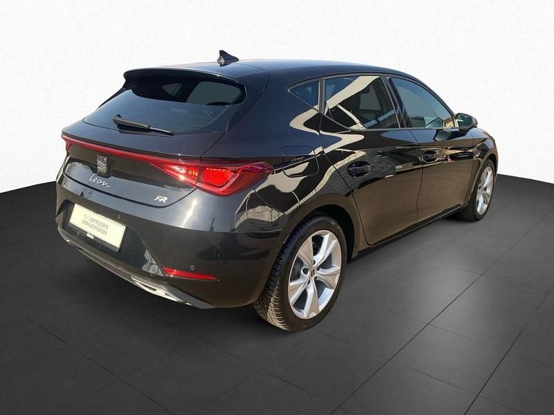 Gebraucht Seat Leon FR 150 PS (110 kW) 2025 Mitternachtsschwarz Limousine