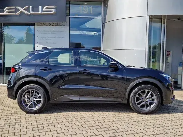 Neu Lexus LBX 136 PS (100 kW) 2026 SUV