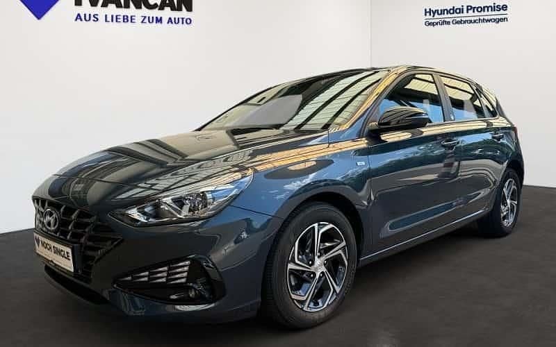 Blau Gebraucht 2022 Hyundai i30 Edition 30 Limousine | 18.490 € (Guter Preis) - Bild 1/4