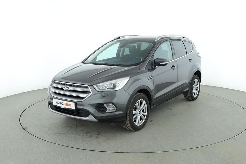 Usado Ford Kuga Cool & Connect 150 HP (110 kW) 2017 SUV