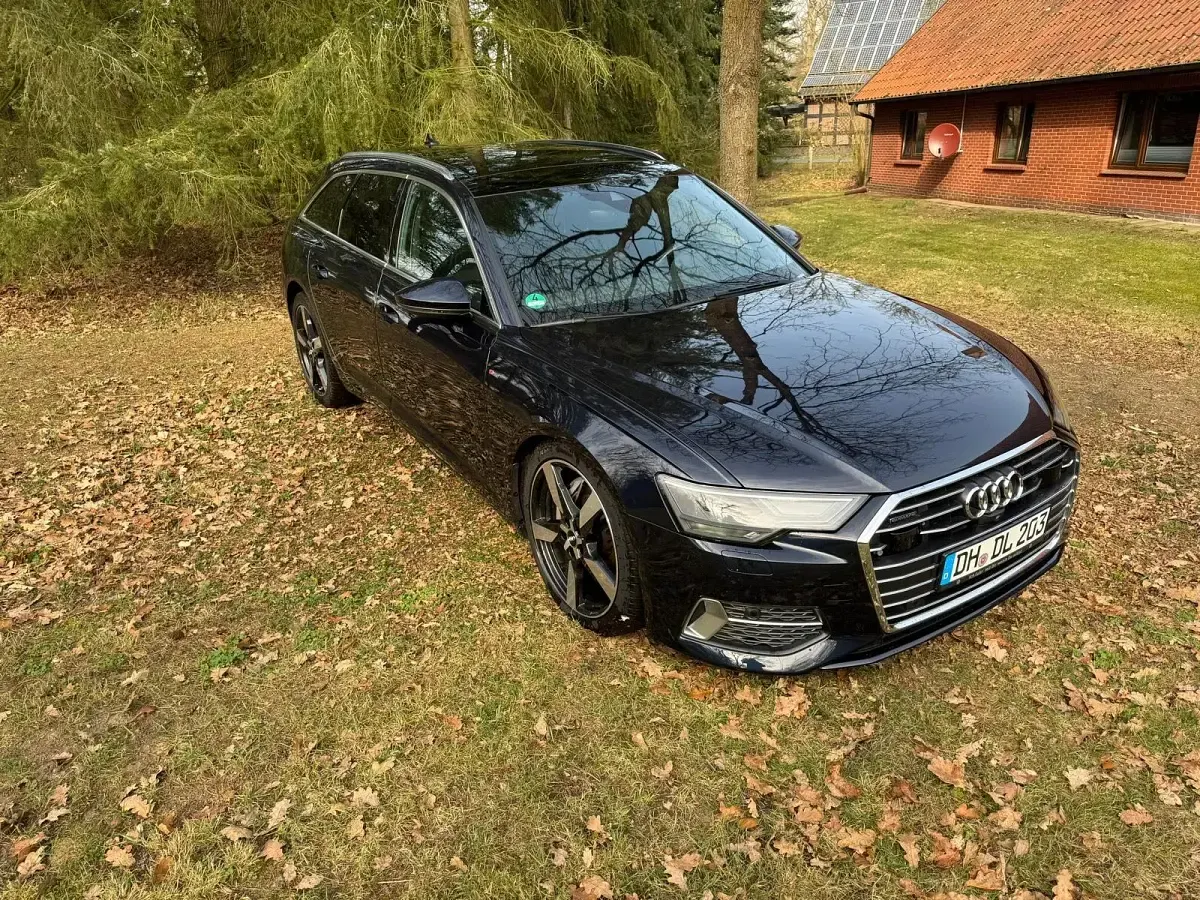 Gebraucht Audi A6 Ambiente 231 PS (169 kW) 2019 Blau Kombi