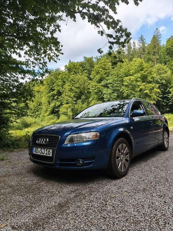 Blau Gebraucht 2005 Audi A4 Kombi | 5.200 € (Fairer Preis) - Bild 1/4