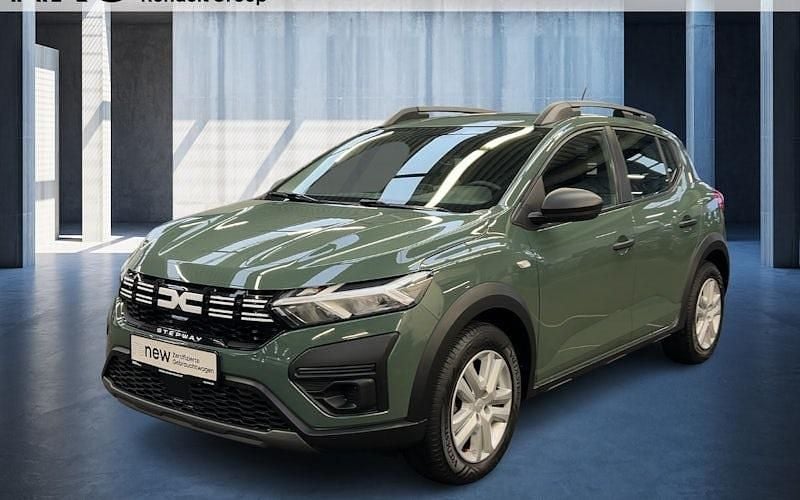 Gebraucht Dacia Sandero Essentiel 101 PS (74 kW) 2024 Grau Limousine