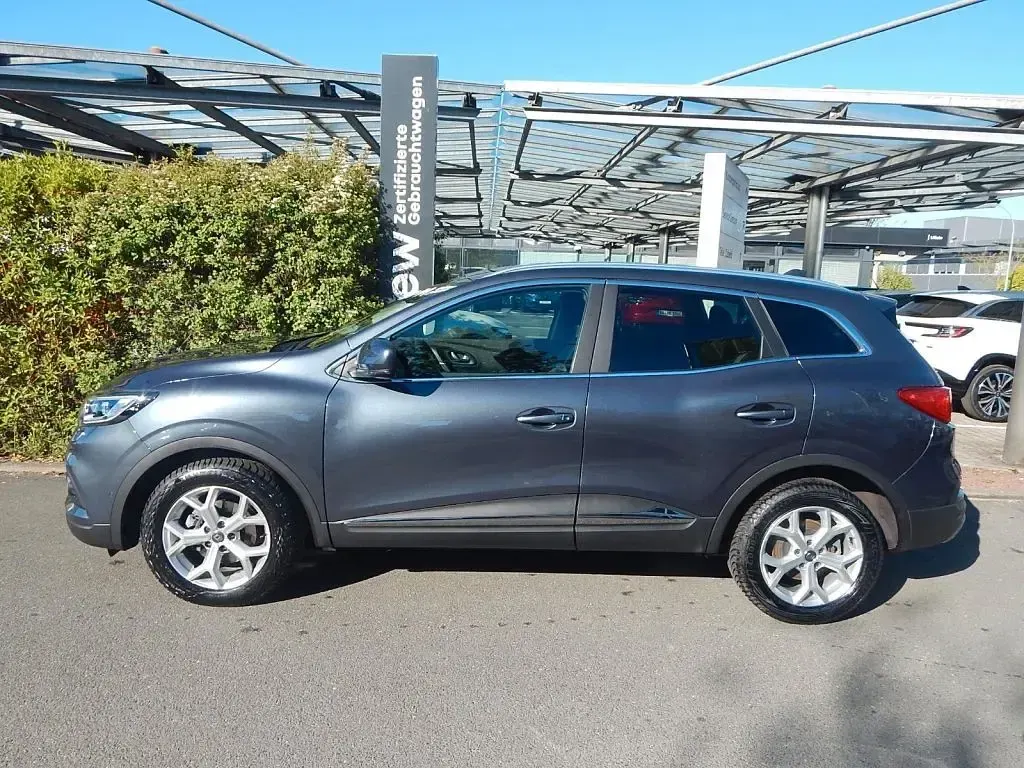 Käytetty Renault Kadjar LIMITED 159 HP (116 kW) 2020 Harmaa Katumaasturi