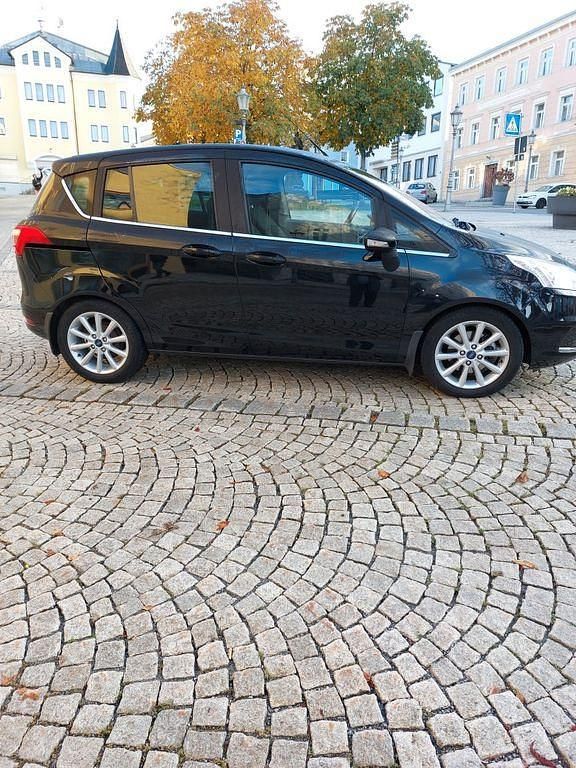 Gebraucht Ford B-MAX SYNC Edition 105 PS (77 kW) 2015 Schwarz Van / Kleinbus