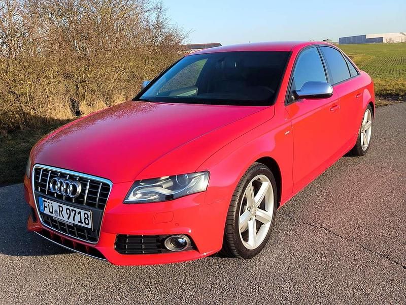 Gebraucht Audi A4 S-Line 275 PS (202 kW) 2010 Rot Limousine