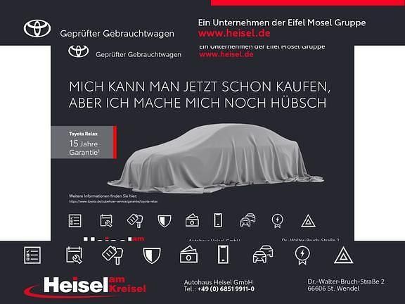 Titanblau metallic Gebraucht 2018 Toyota Yaris Hybrid Basis Limousine | 14.890 € (Fairer Preis) - Bild 1/1