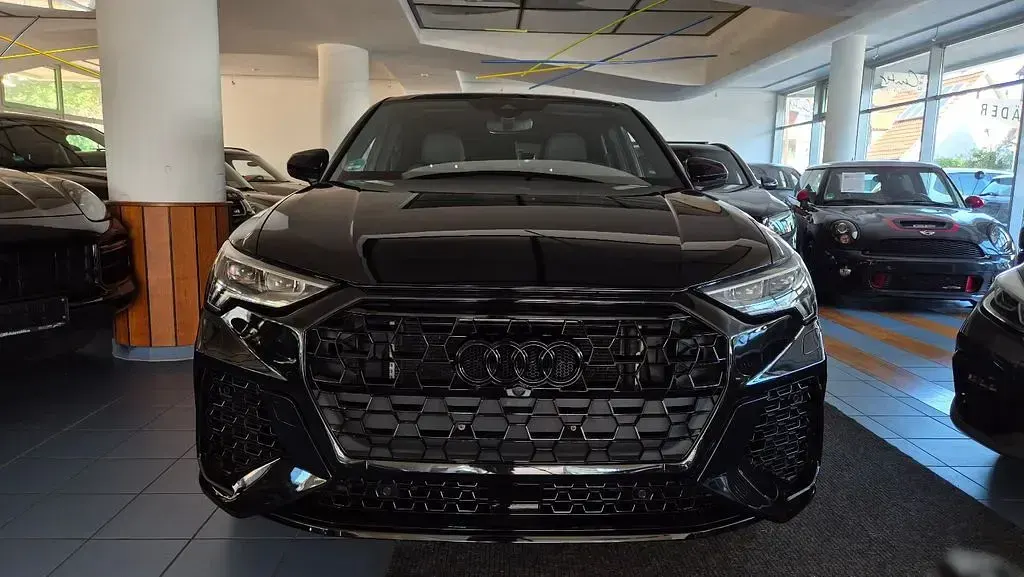 Gebraucht Audi Q3 Sportback S-Line 190 PS (139 kW) 2020 Mythosschwarz metallic SUV